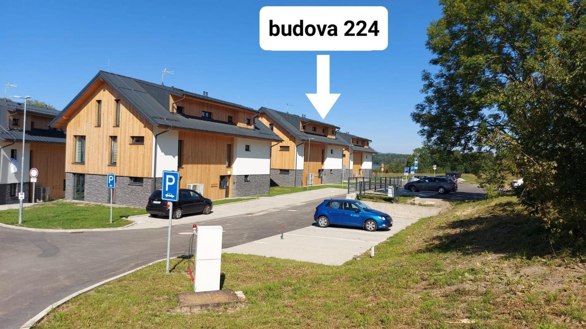 Lipno Apartments Bergmax, Ski Areal Lipno 16Min Dojezd - Resort Male Lipno S Terasou A Zahradkou, Parking Free Cerna v Posumavi Exterior photo