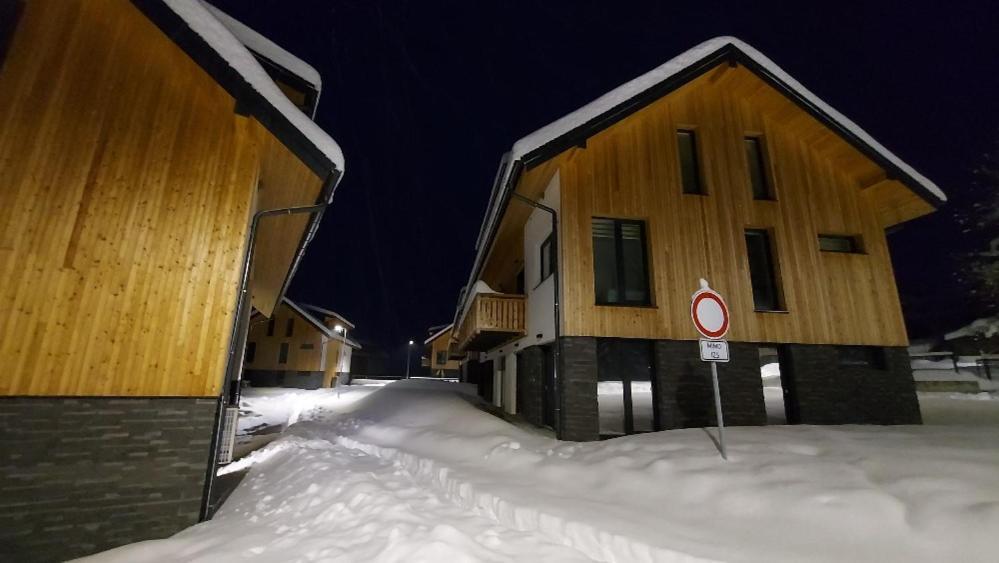 Lipno Apartments Bergmax, Ski Areal Lipno 16Min Dojezd - Resort Male Lipno S Terasou A Zahradkou, Parking Free Cerna v Posumavi Exterior photo
