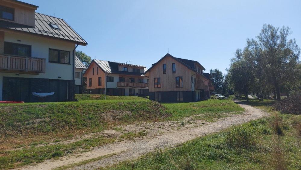 Lipno Apartments Bergmax, Ski Areal Lipno 16Min Dojezd - Resort Male Lipno S Terasou A Zahradkou, Parking Free Cerna v Posumavi Exterior photo